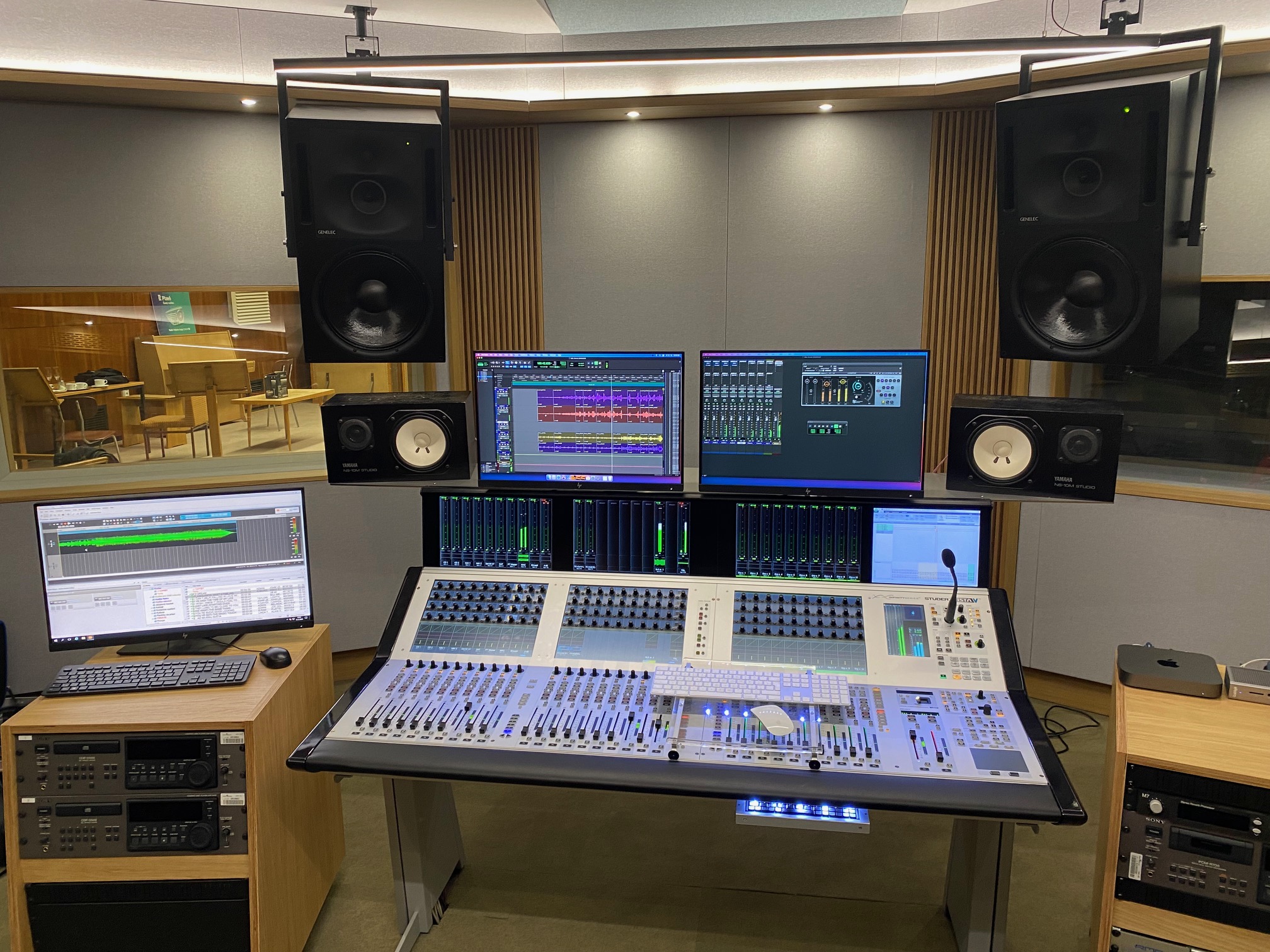 STUDER Vista V v Plzni